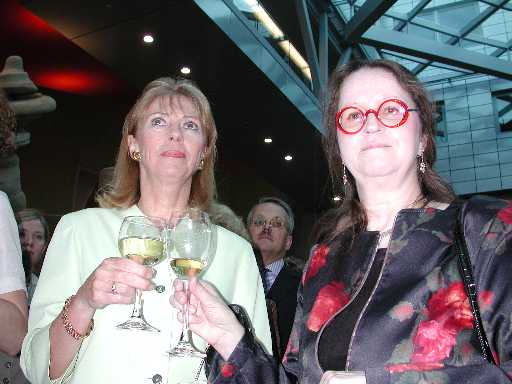 Britische_Botschaft_14.06.2002_lady_patricia_und_heidi